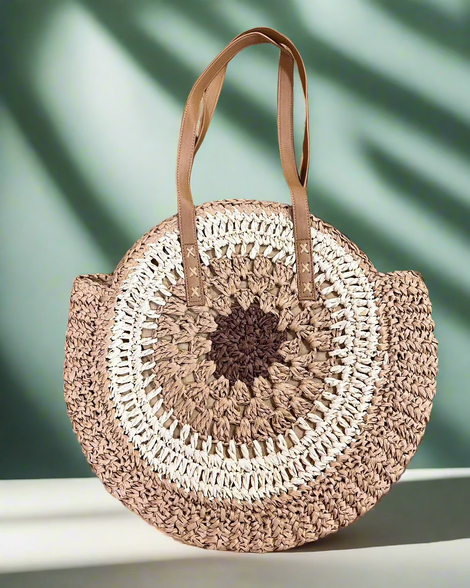 Oversized Round Straw Tote Bag – Chic & Spacious Shoulder Bag for Summer! Back view