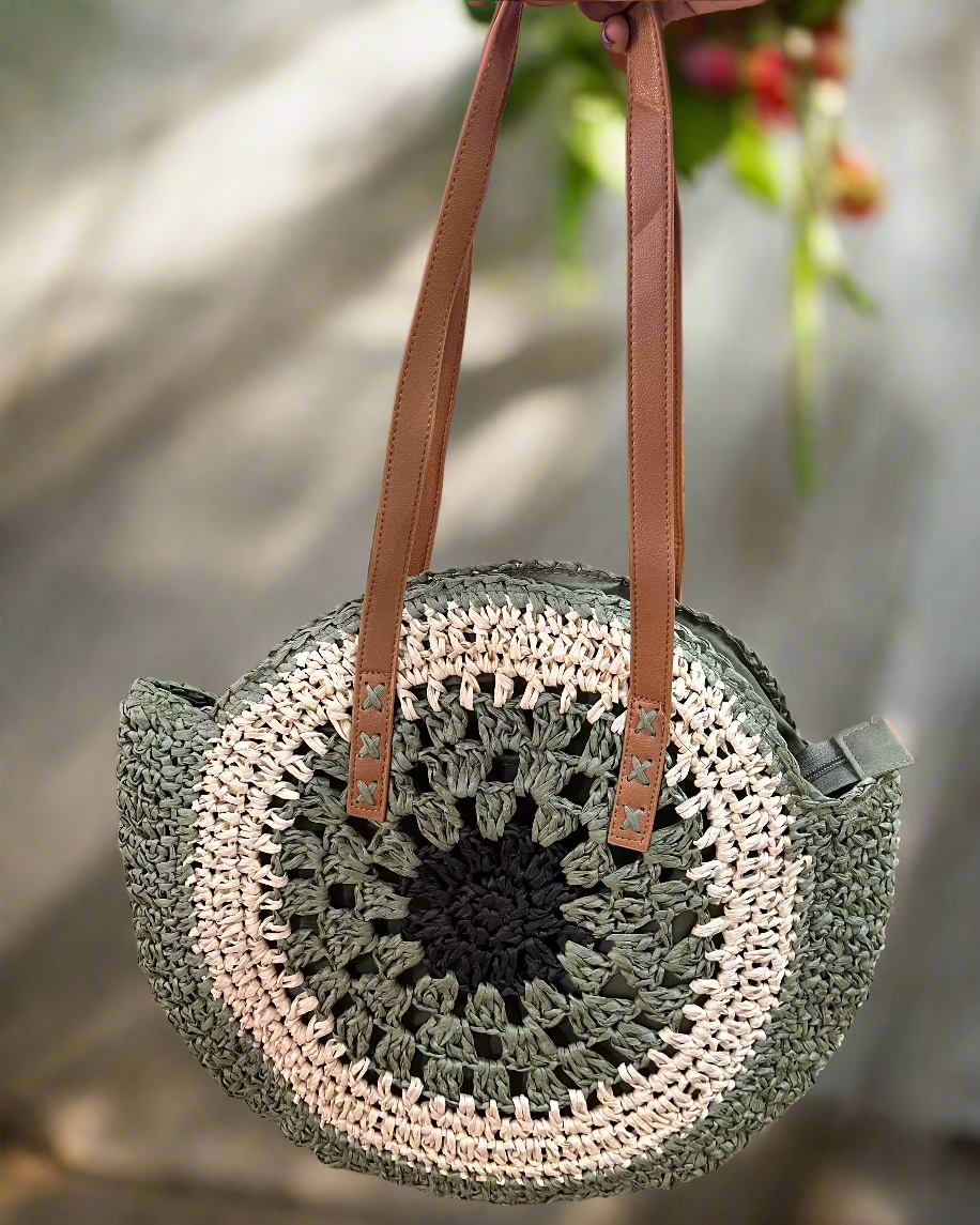 Handmade Eco-Friendly Straw Bag – Perfect for Summer, Beach & Shopping. Front view