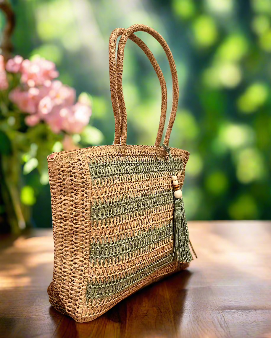 "Eco-Friendly Multicolor Straw Tote – Vibrant & Stylish Shoulder Bag for Any Occasion! Side View