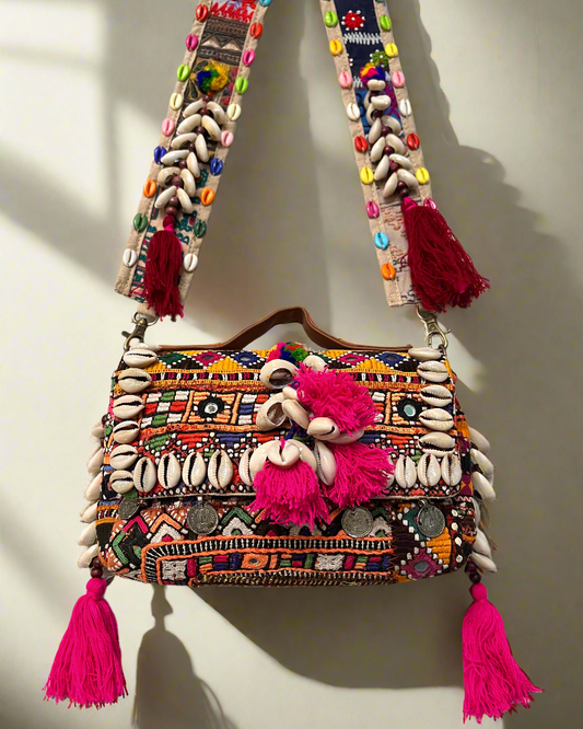 Vintage Design Banjara Sling Bag - The Ethnic Indian Store